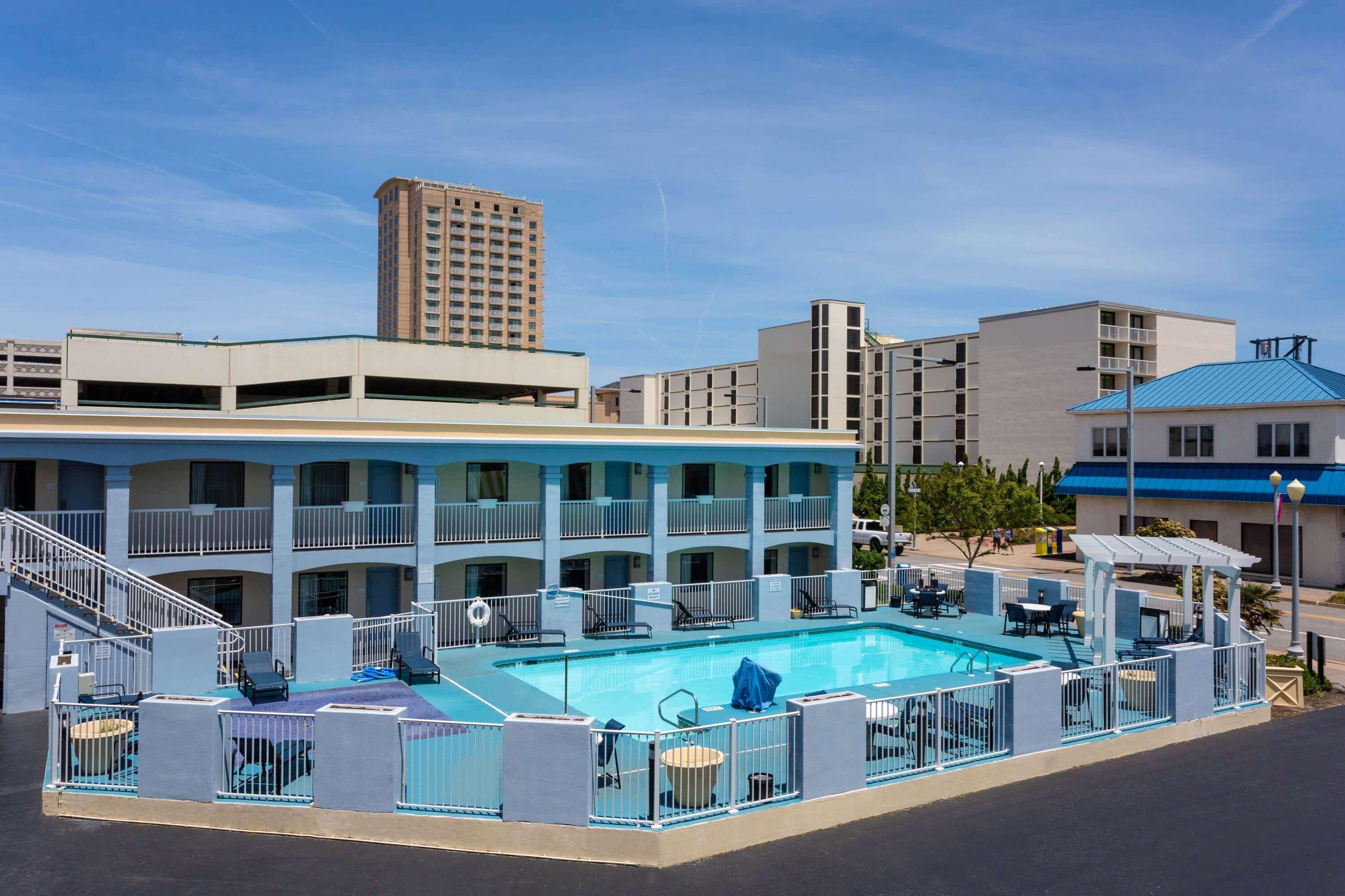 Ramada By Wyndham Virginia Beach Extérieur photo