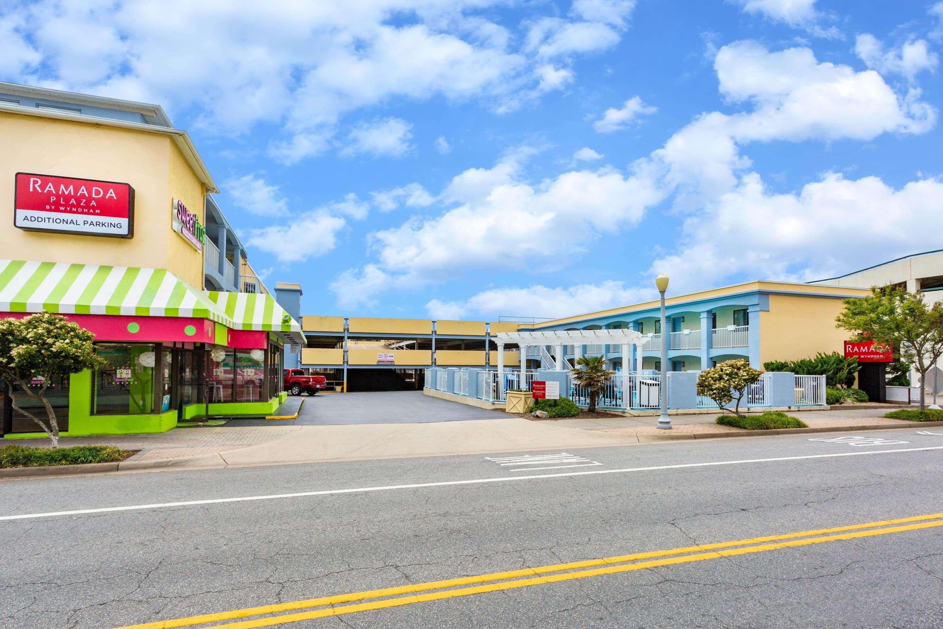 Ramada By Wyndham Virginia Beach Extérieur photo