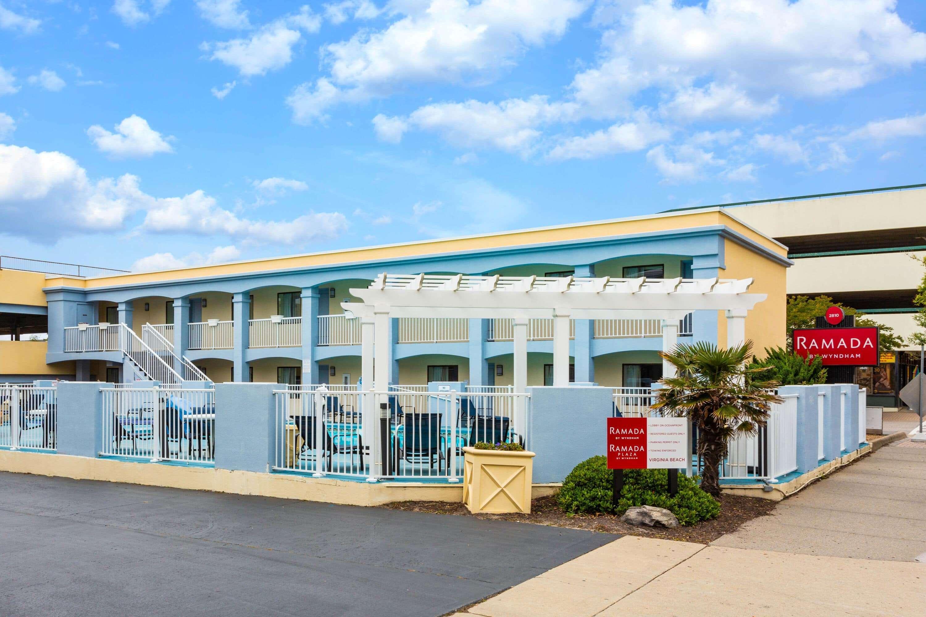 Ramada By Wyndham Virginia Beach Extérieur photo
